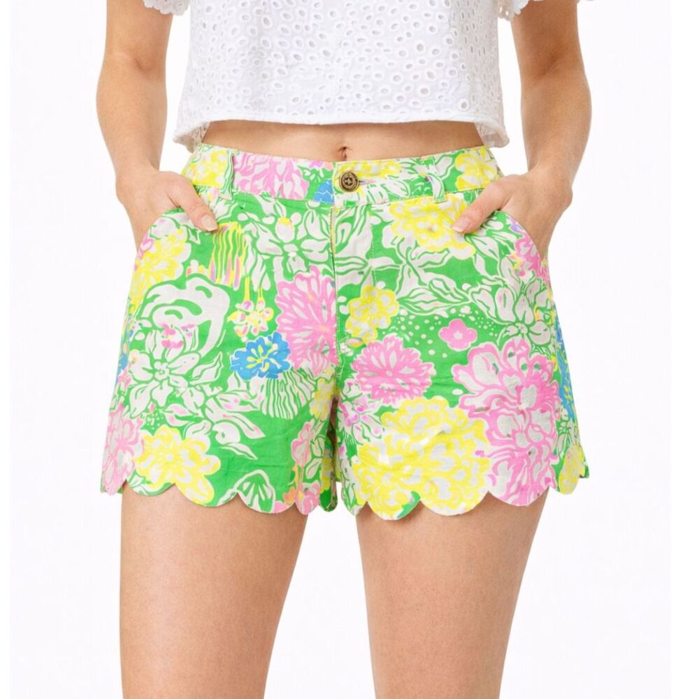 Lilly‎ Pulitzer NWT Buttercup Shorts Women’s 00 Hibiscus Stroll Scallop Hem
